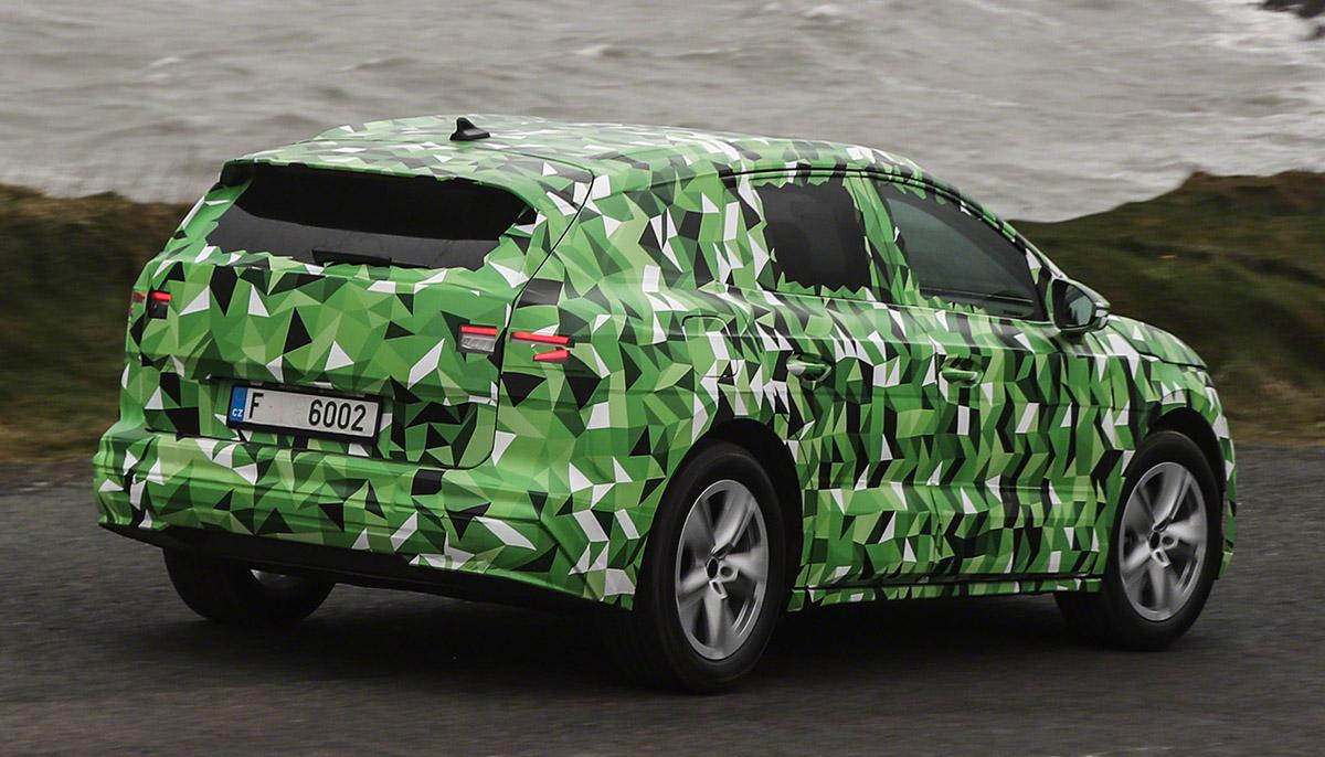 skoda enyaq iv powertrain options