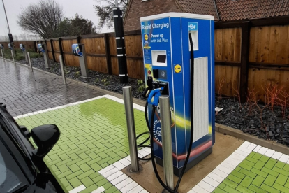 Lidl rapid charge point in situ