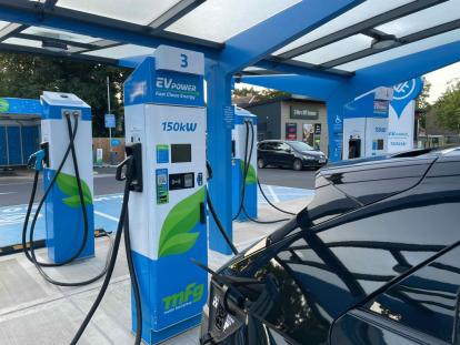 Putney MFG EV Power charging hub