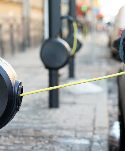 Qwello on-street charge points