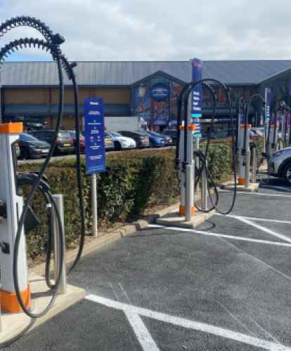 New Osprey Charging public charging hub at Woodside Leisure Park in Watford 