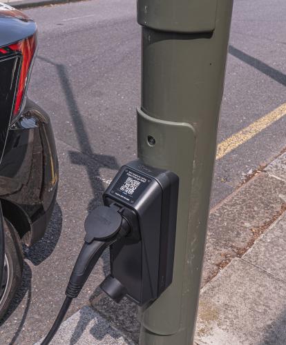 char.gy charge point on lampost