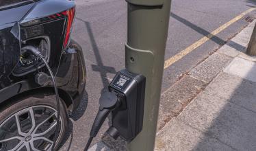 char.gy charge point on lampost