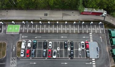 GRIDSERVE launches its largest ultra-rapid charging hub in the North West