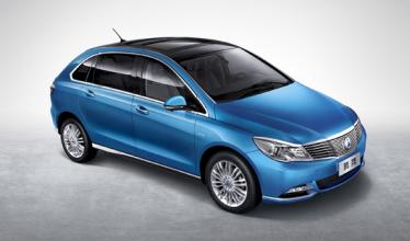 Mercedes based Denza 400 has 250 mile range