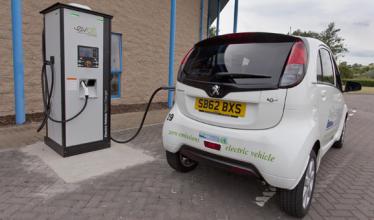Evolt units for three new Dundee charging hubs