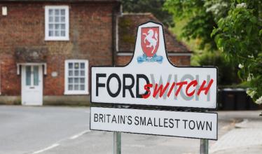 Ford challenges smallest British town to switch to electric