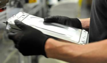 Nissan sets up battery recycling partnership