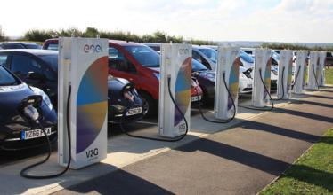 Nissan installs smart chargers at UK base
