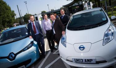 EV manufacturers join forces on UK Rapid Charge Network