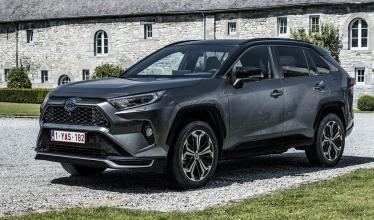 Toyota RAV4 Plug-in tops range
