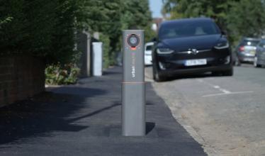 Users very happy with Urban Electric charge points in Oxford trial