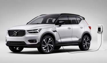 Volvo offers new PHEV customers free charging for a year