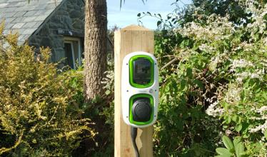 Welsh EV charge point trial begins