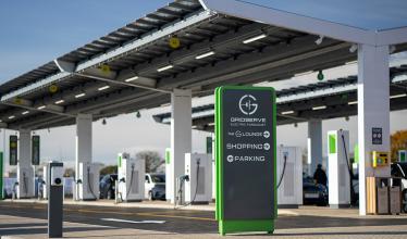 Hitachi Capital invests £10m in electric forecourts