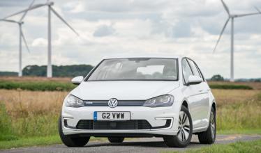 Mass uptake of EVs could save drivers £1000 a year and cut CO2 by 47%