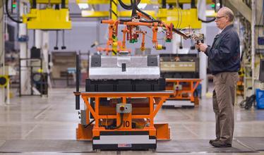 EV battery manufacturer sues Apple for poaching engineers