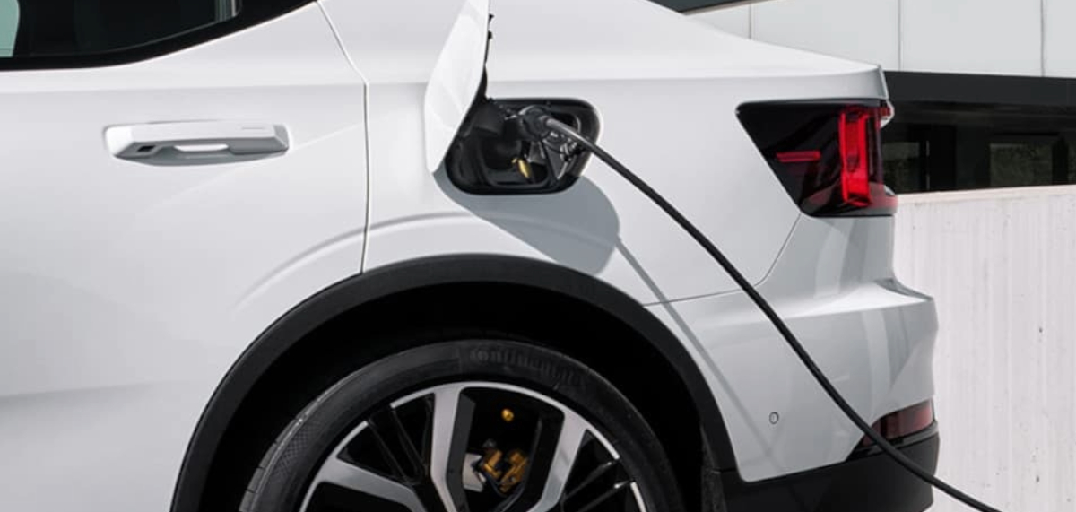 Charging a Polestar 3 at home