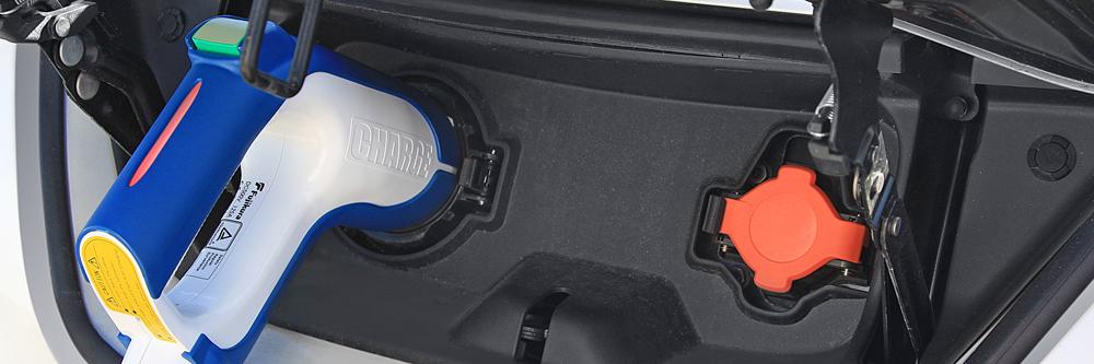 How to charge a Nissan e-NV200