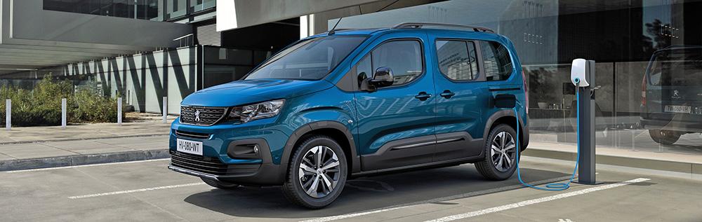 Charging a Peugeot e-Rifter on public networks