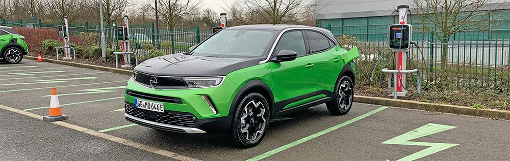 Charging a Vauxhall Mokka-e on public networks