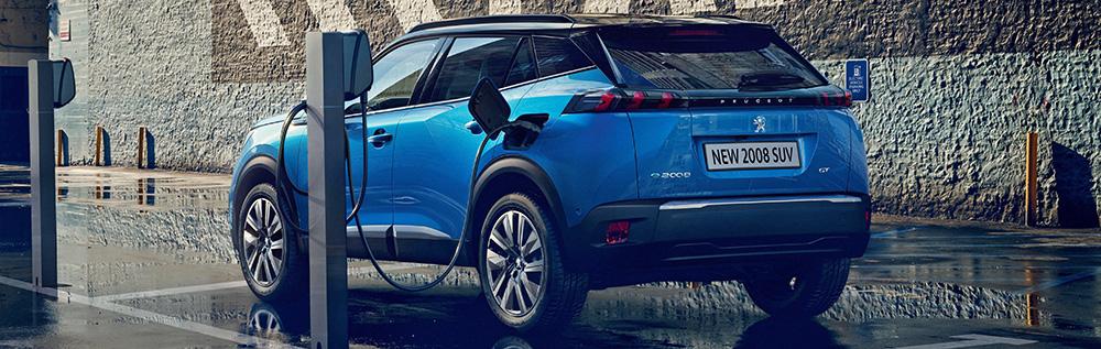 Charging a Peugeot e-2008 on public networks