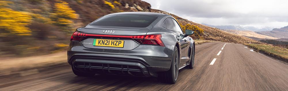 Charging an Audi e-tron GT on public networks