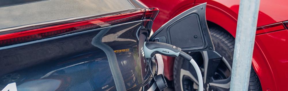 Charging a Kia EV6 on public networks