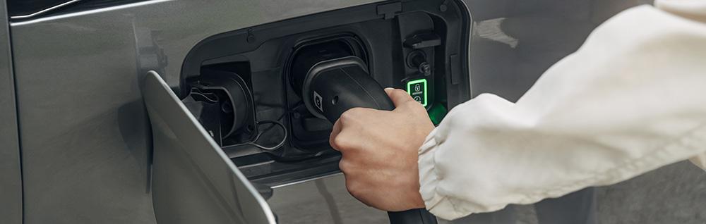 Charging a Citroen e-Berlingo at home