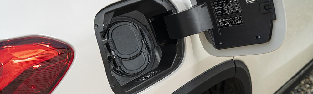 How to charge a Mercedes Benz EQA