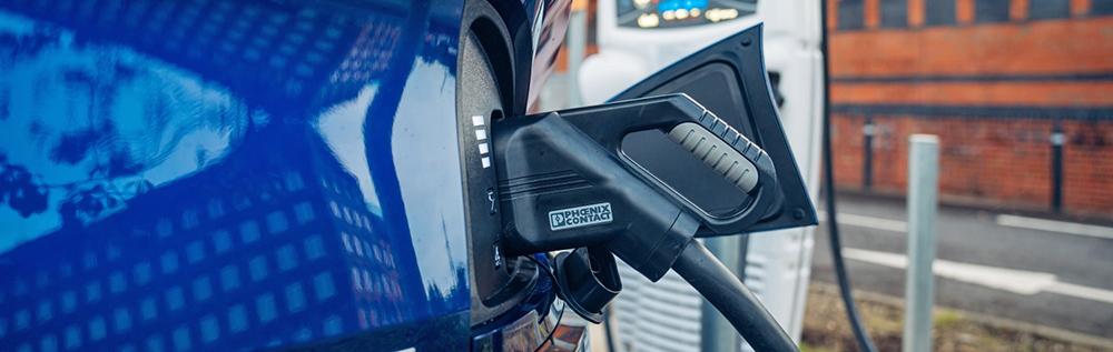 How long does it take to charge a Kia EV6?