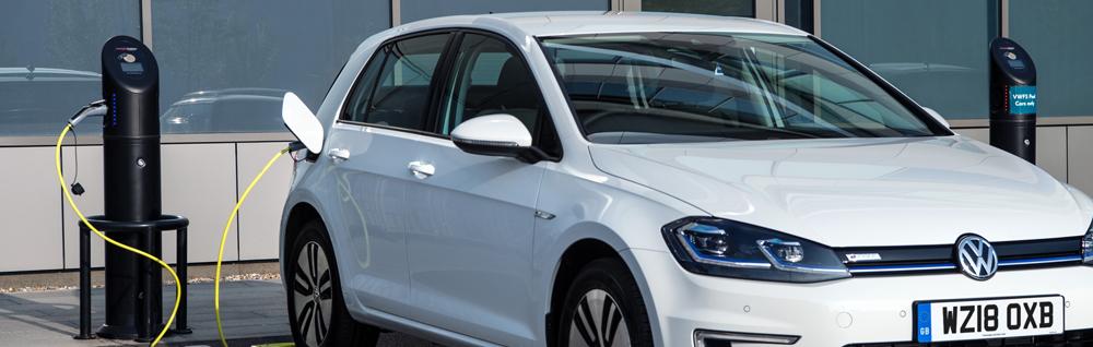 Charging a VW e-Golf on public networks