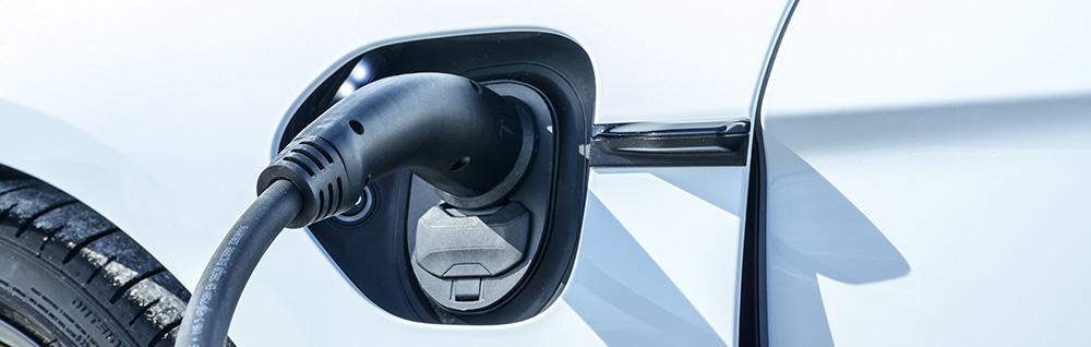 Charging an Porsche Taycan at home