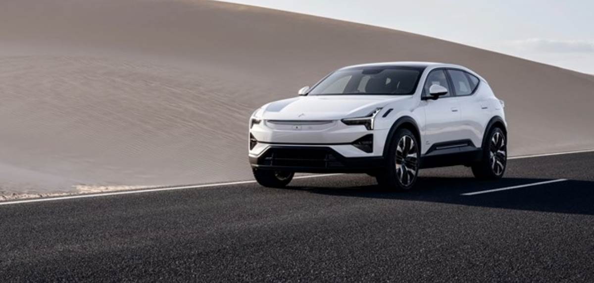 Charging a Polestar 3 on public networks