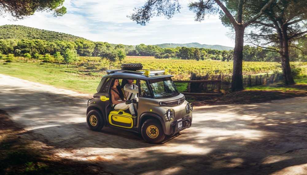 Charging a Citroen Ami at home