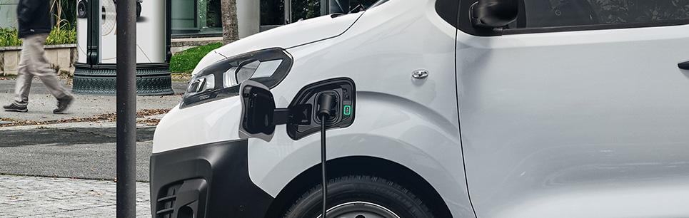 How to charge a Citroen e-Dispatch