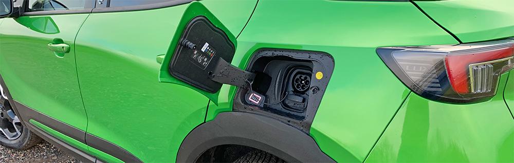 How to charge a Vauxhall Mokka-e